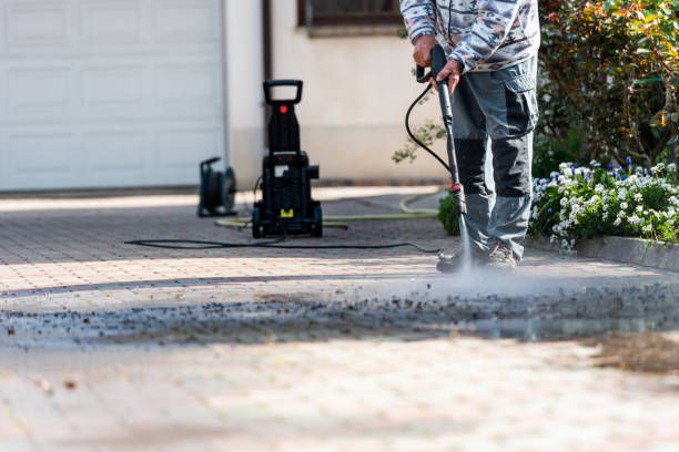 Why Choose Our Certified Pressure Washing Experts for Your Project Needs in Utica, SC?
